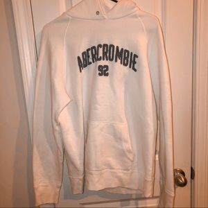 white abercrombie & fitch sweatshirt